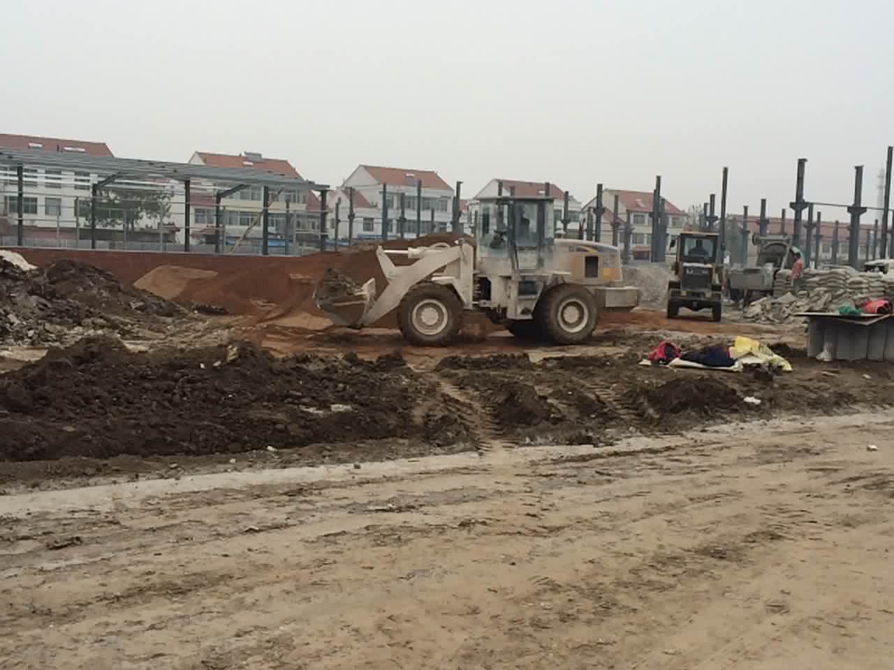 雷腾新厂工地